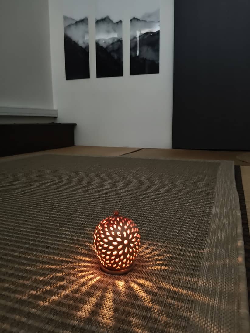 Illustration provisoire générée — espace de méditation 3